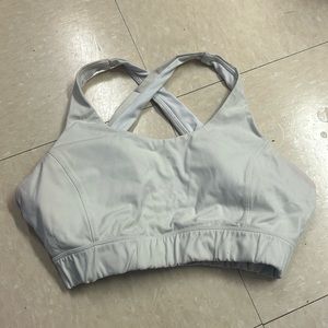 sports bra